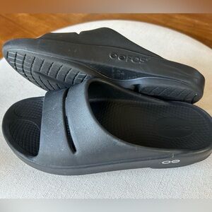 OOFOS Ooahh Recovery Slide Sandals Comfort Support Athleisure Walking Sz M6/W8